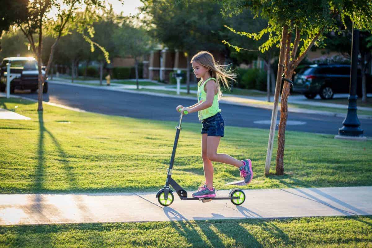 Mongoose scooters for kids - Force 3.0 scooter review