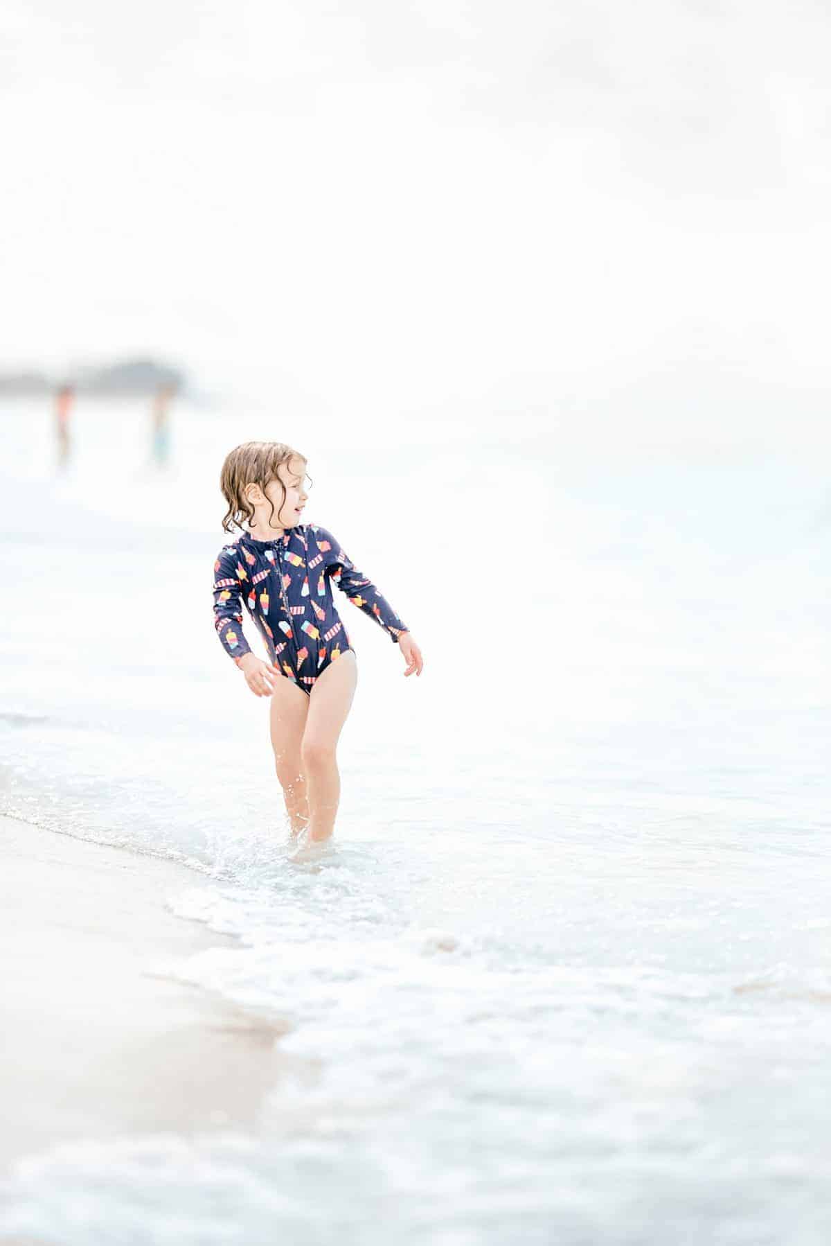 advice for taking photos of kids at the beach