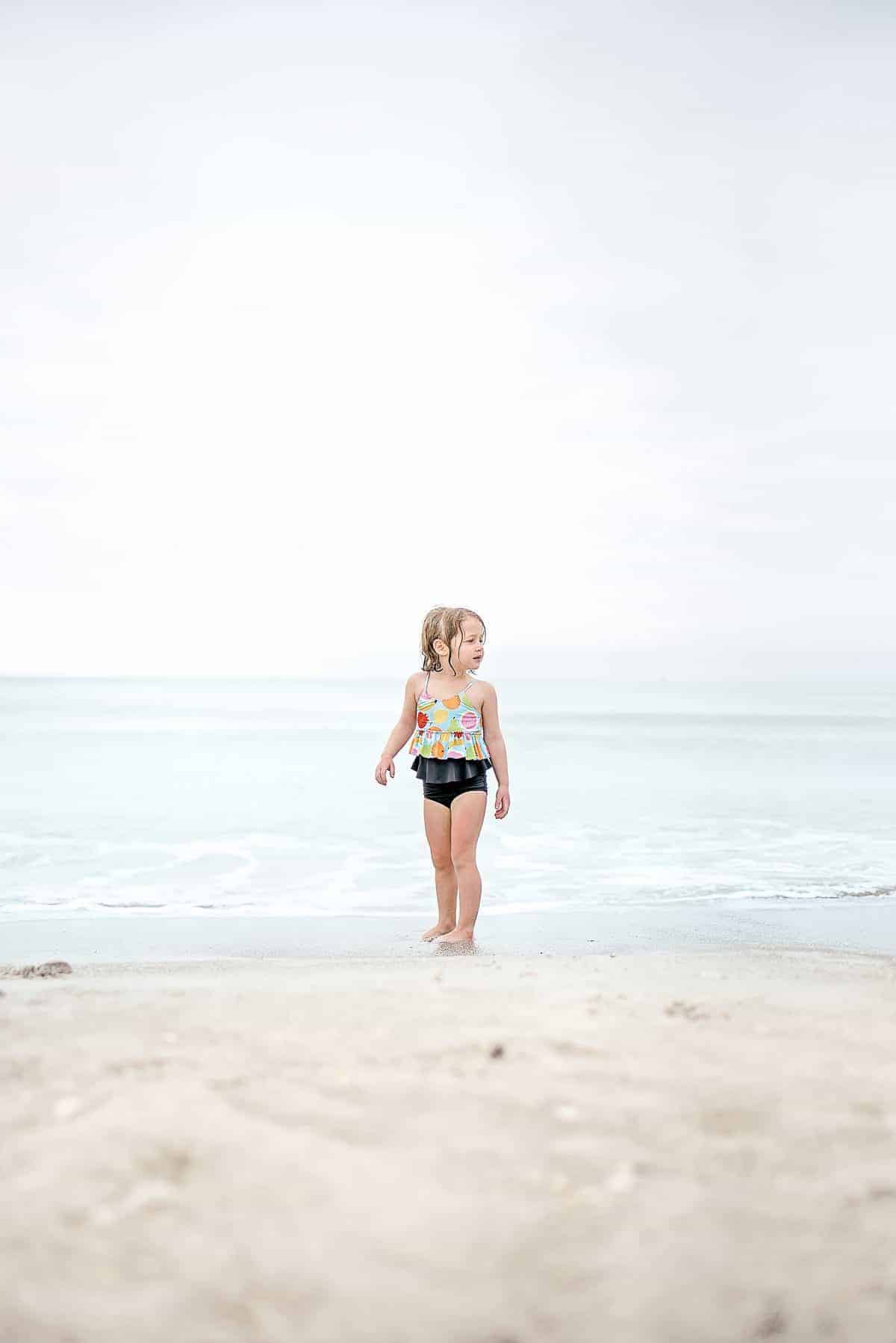 10 tips for taking amazing beach photos of your kids