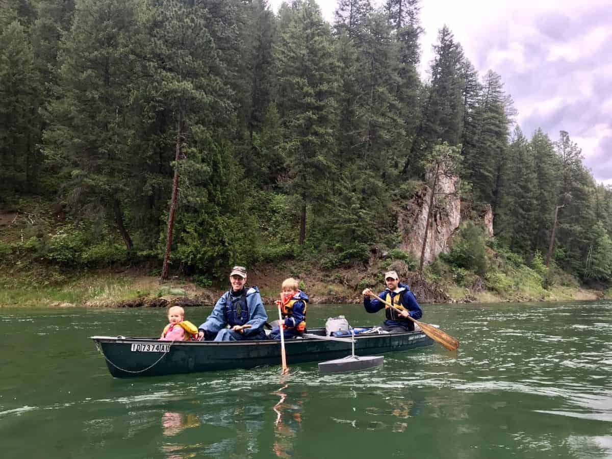 how to get started canoeing together as a family with kids