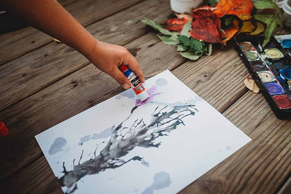 best fall books for kids and outdoor activities and art projects