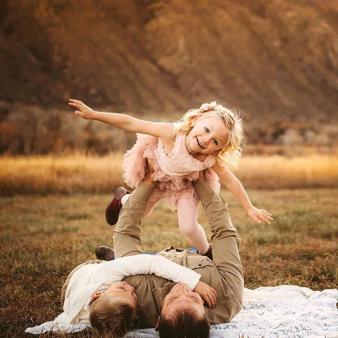Parent Resource for Fall Outdoor Family Photos