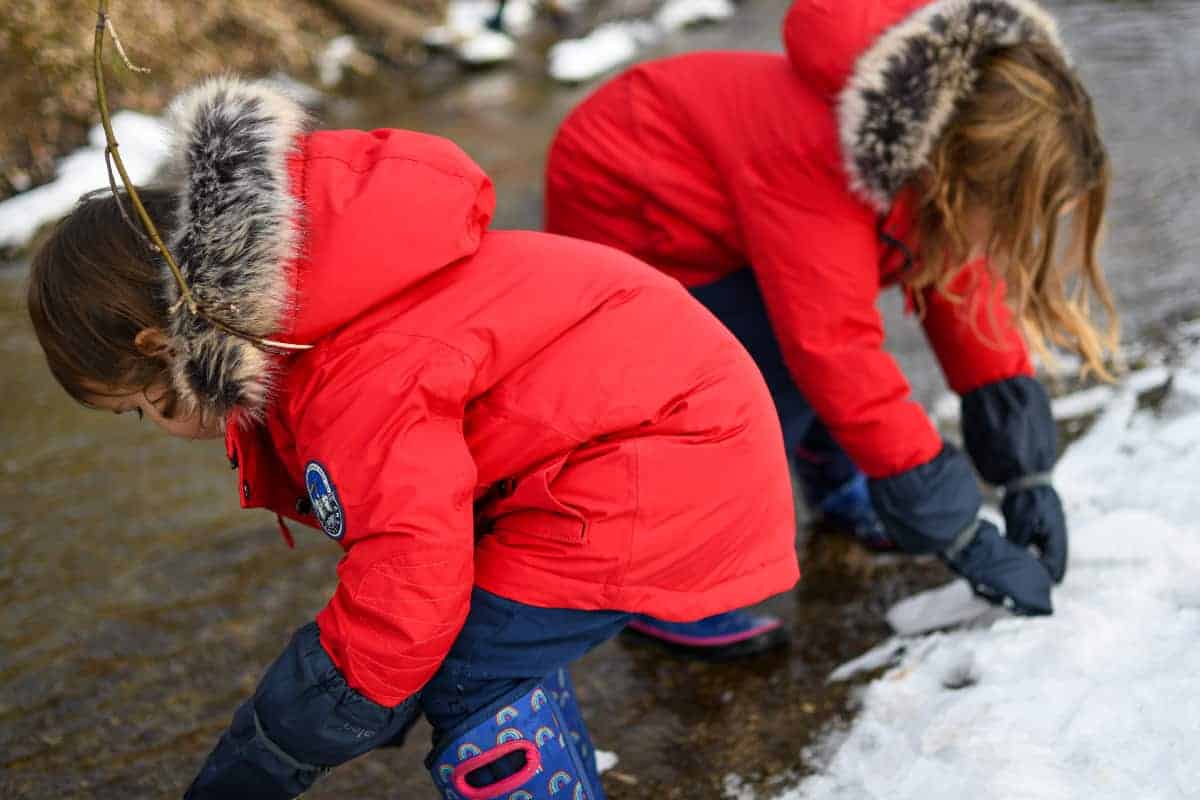 Creative Play in Snow and Ice Makes for Stronger Healthier Smarter Kids
