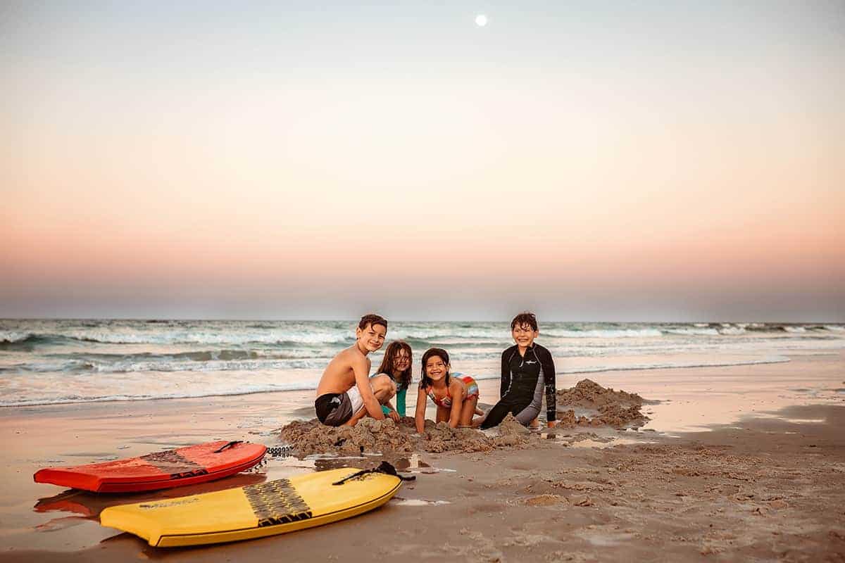 Best time of day to go to the beach with kids