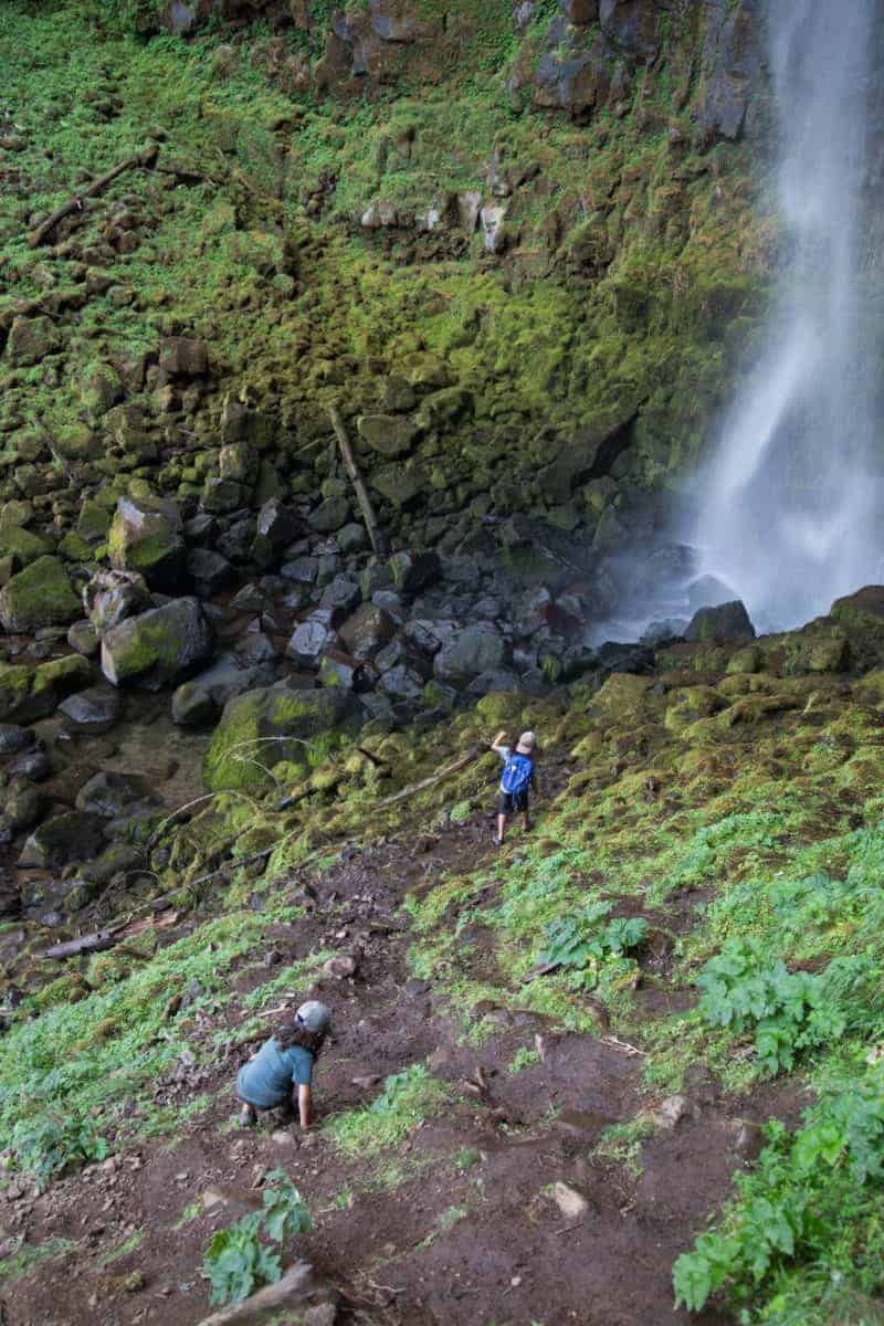 Best Oregon Waterfalls - west coast road trip ideas for kids