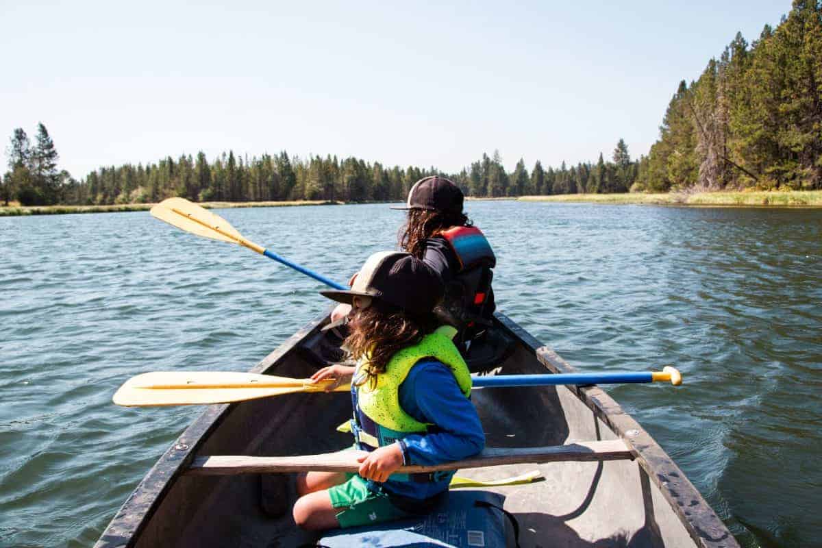 kayaking with kids - sunriver resort