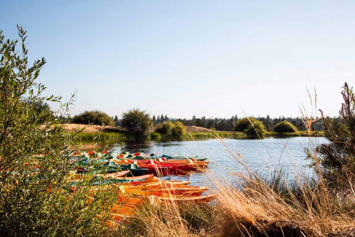 kayaking at sunriver resort oregon