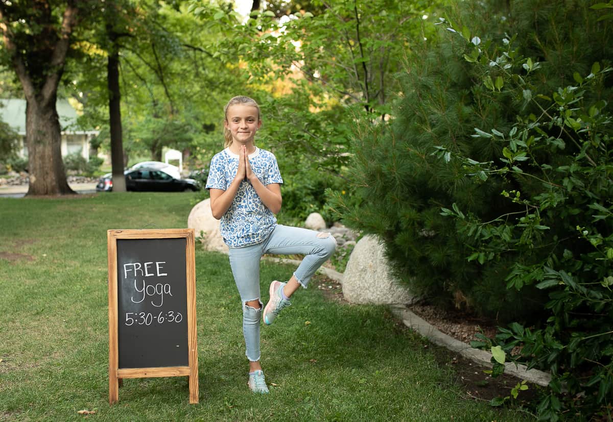 yoga classes at farmers' market