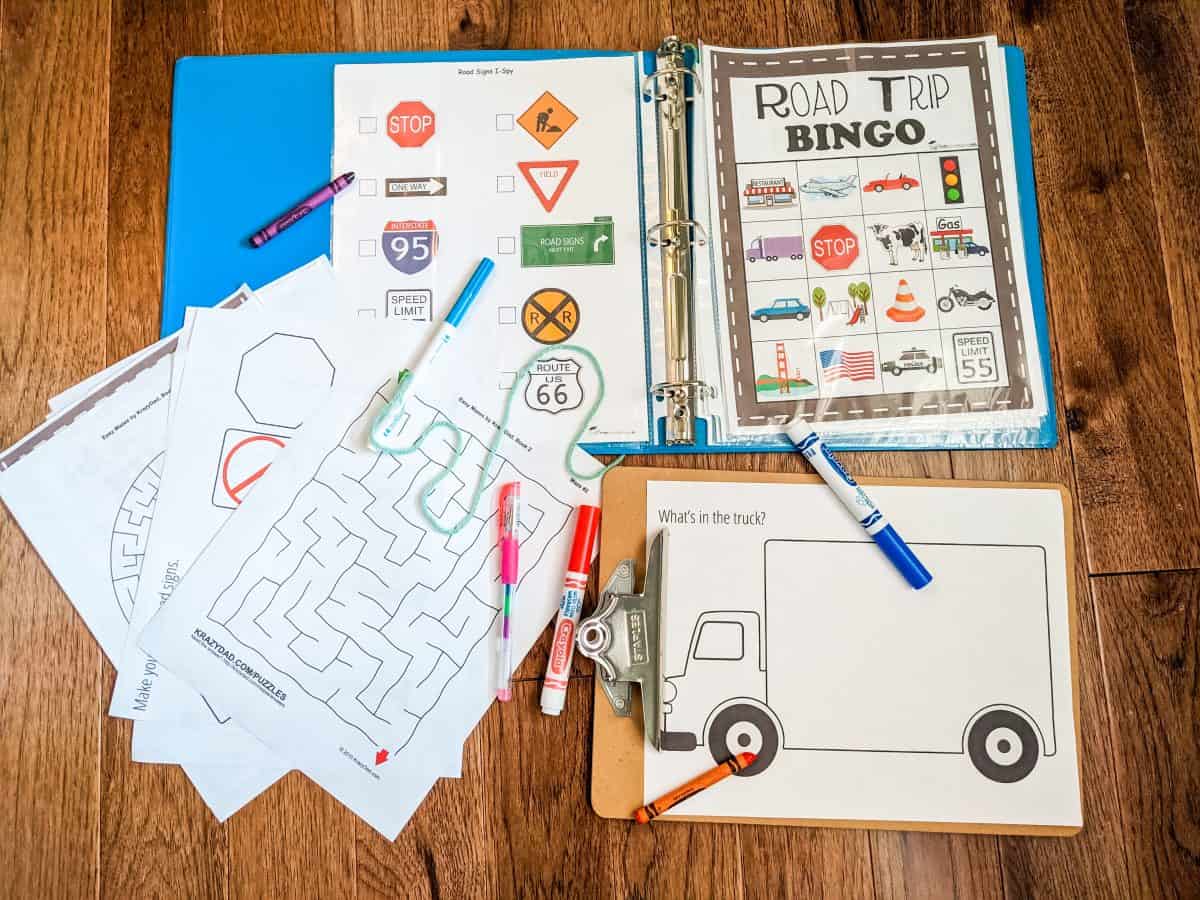 Screen free road trip ideas with kids, travel games, traveling with kids, road trip bingo, free printable road trip games