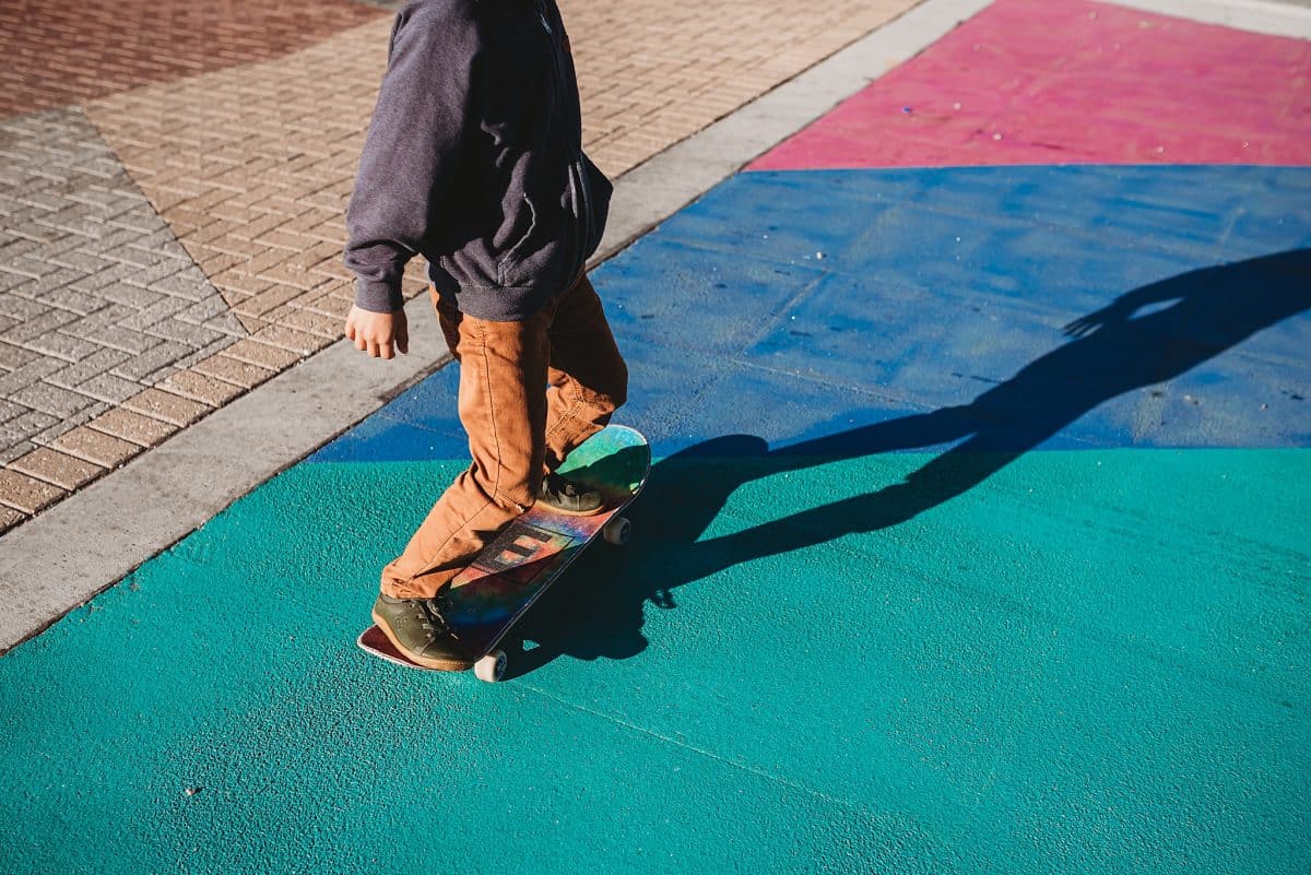 Skateboarding with kids - how to choose the right skateboard for kids