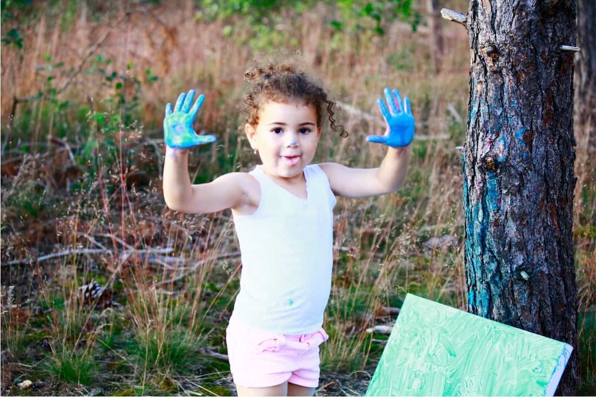 outdoor nature crafts and art projects for kids