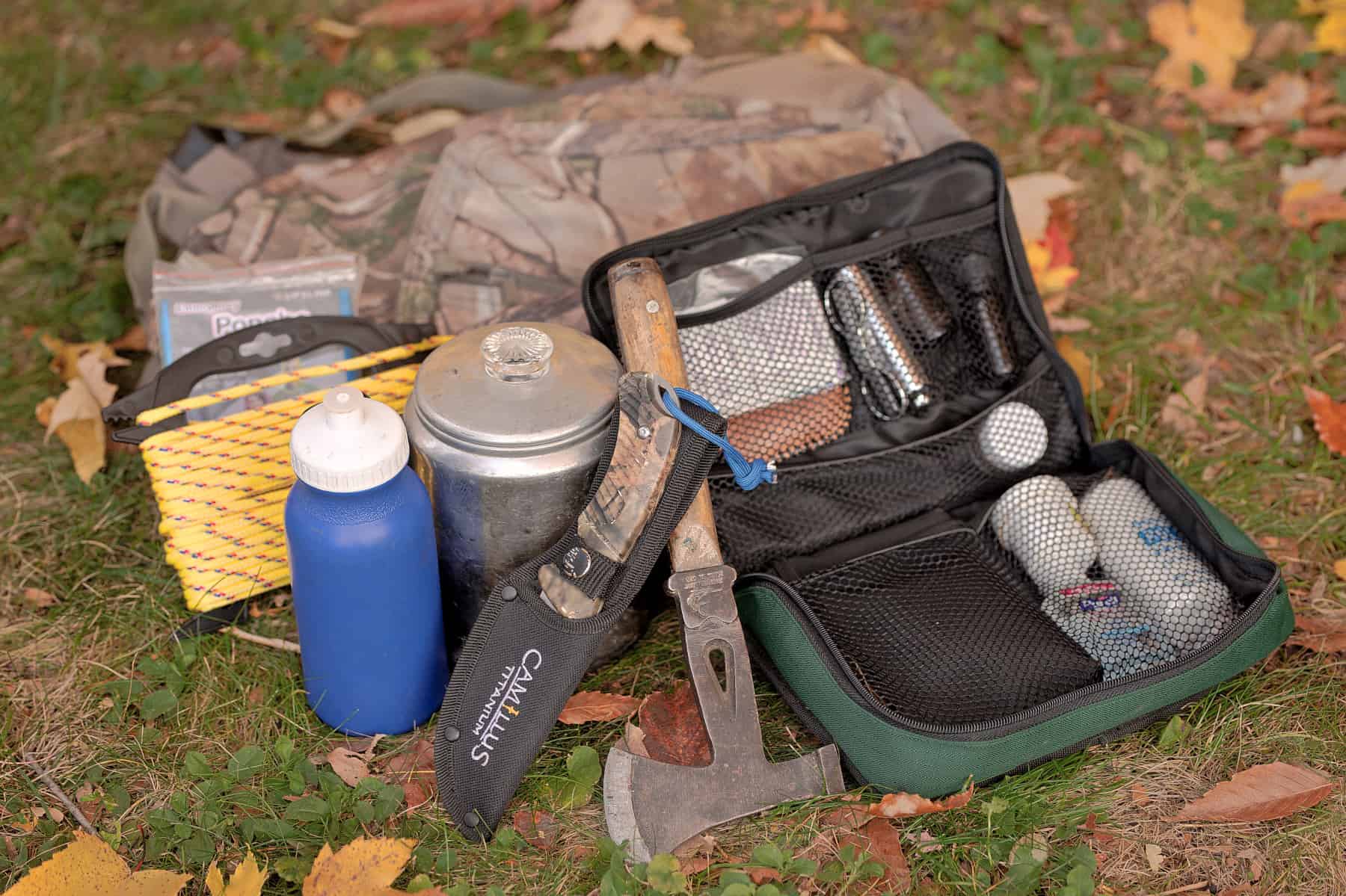 14 Wilderness Survival Tools You Should Always Have In Your Pack