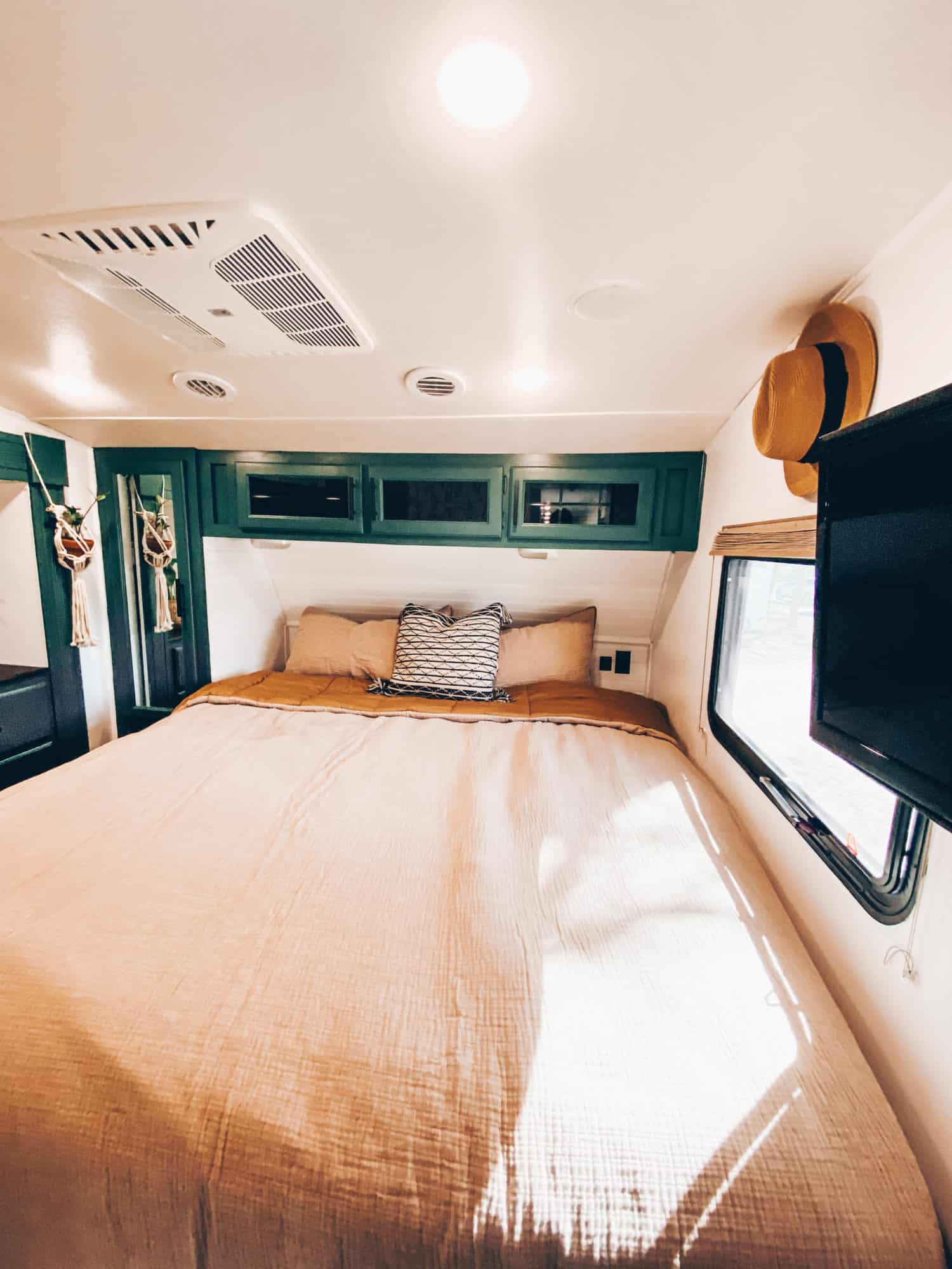 RV bedroom