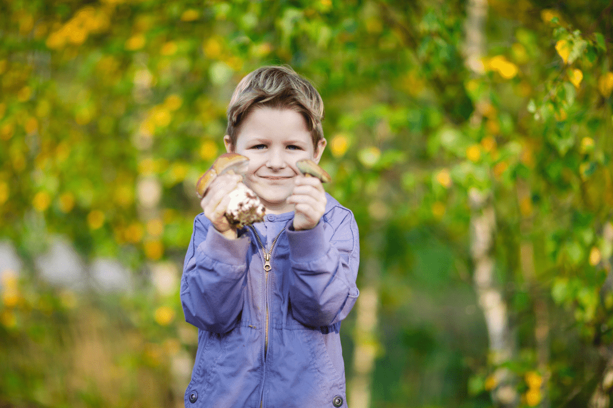 20+ free outdoor scavenger hunt printable for kids