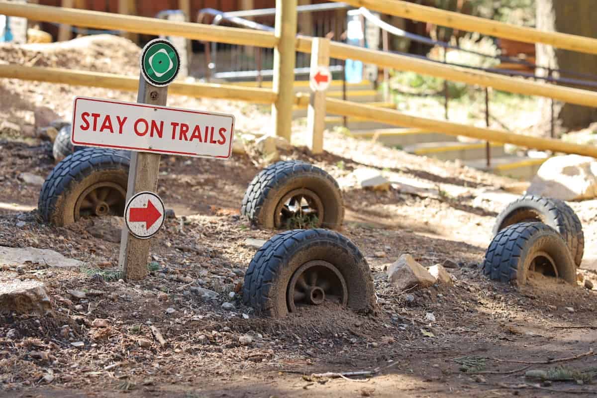 mountain bike pump track