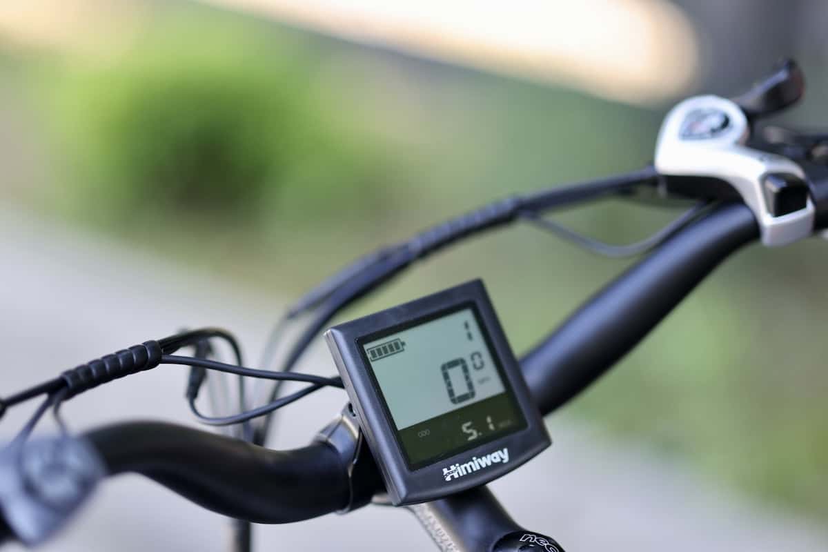 LCD monitor display on a Himiway e-bike