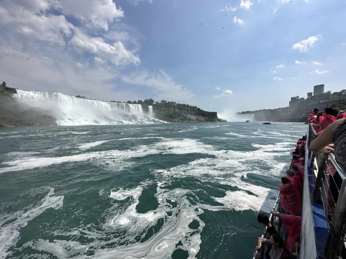 Niagara Falls Boat Tour Canada America 