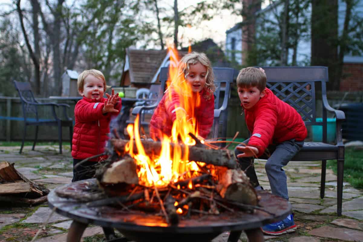 ideas for getting kids outside at night in the winter
