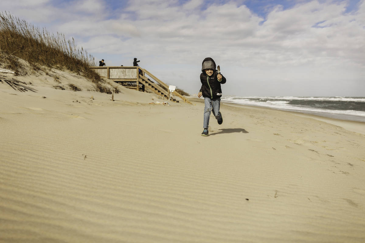 exploring kitty hawk with kid - outer banks, NC